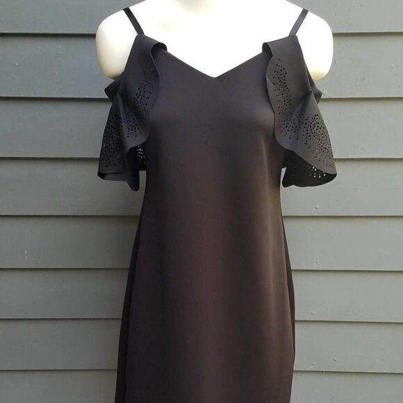 NWT Saks Fifth Avenue Black Dress with Cut Out Sleeves Size Large - Picture 1 of 12
